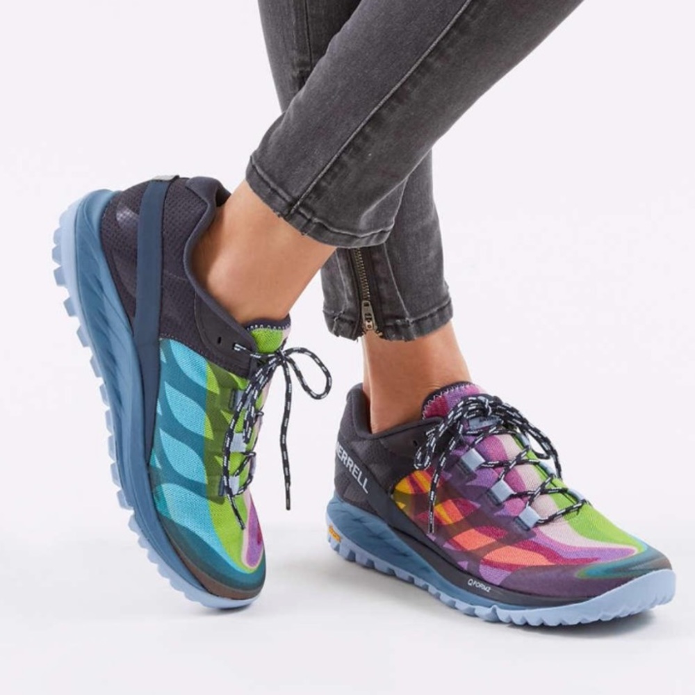 Merrell Women’s Antora 2 Lace Up Shows Rainbow 9